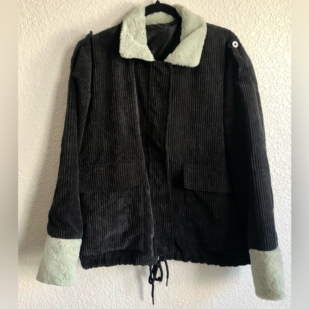 SHEIN Curve 2XL Black corduroy with mint green faux fur Trim jacket coat